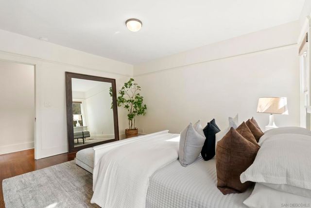 2124 Hickory, San Diego, CA 92103