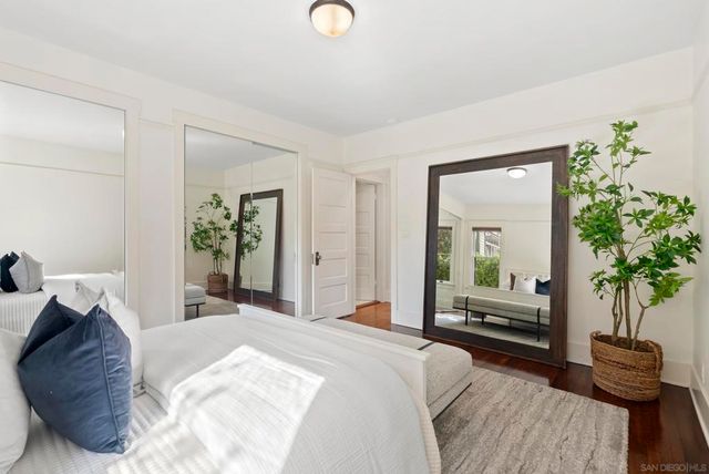 2124 Hickory, San Diego, CA 92103