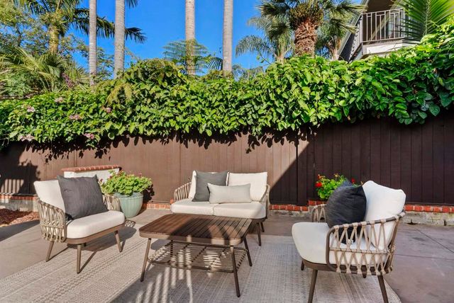 2124 Hickory, San Diego, CA 92103