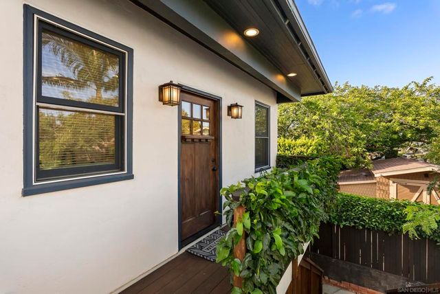 2124 Hickory, San Diego, CA 92103