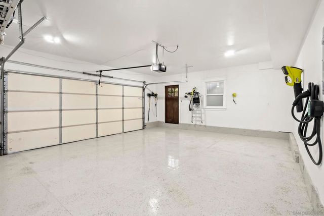2124 Hickory, San Diego, CA 92103