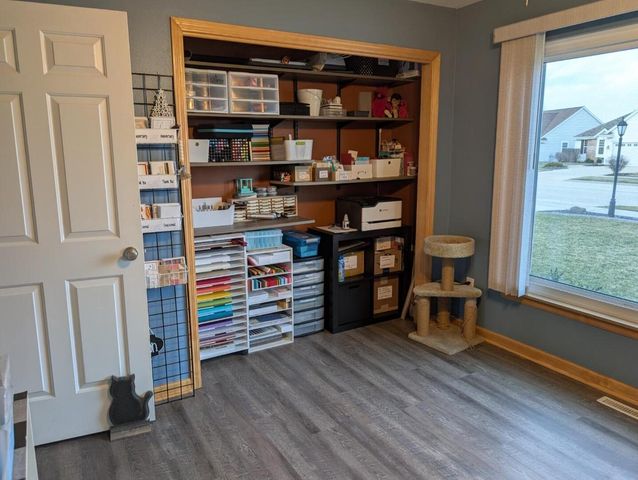 N173W20101 Crestview DRIVE, Jackson, WI 53037