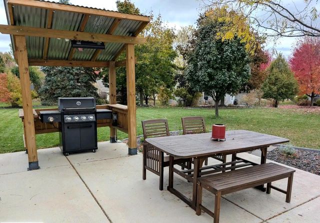 N173W20101 Crestview DRIVE, Jackson, WI 53037