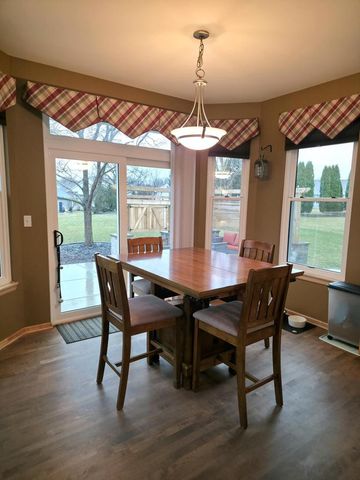 N173W20101 Crestview DRIVE, Jackson, WI 53037