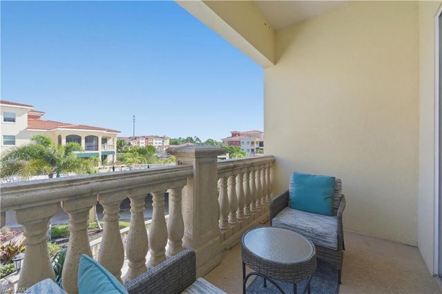 21450 Strada Nuova CIR A304, Estero, FL 33928