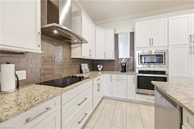 21450 Strada Nuova CIR A304, Estero, FL 33928
