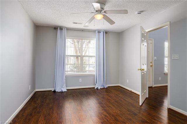 12 Tannenbaum Circle, Greensboro, NC 27410