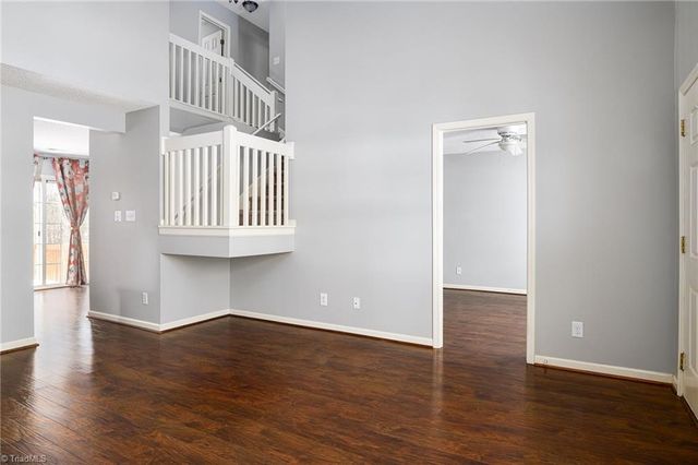 12 Tannenbaum Circle, Greensboro, NC 27410