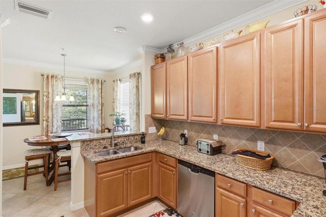 20120 RAGAZZA CIRCLE 202, Venice, FL 34293