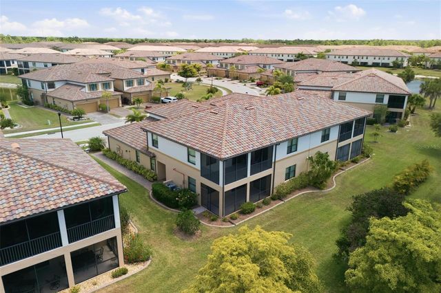 20120 RAGAZZA CIRCLE 202, Venice, FL 34293