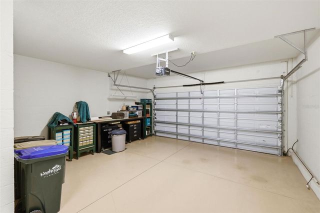 20120 RAGAZZA CIRCLE 202, Venice, FL 34293