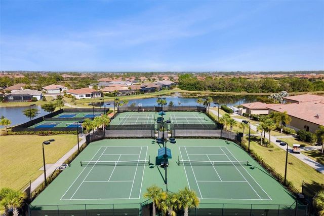 20120 RAGAZZA CIRCLE 202, Venice, FL 34293