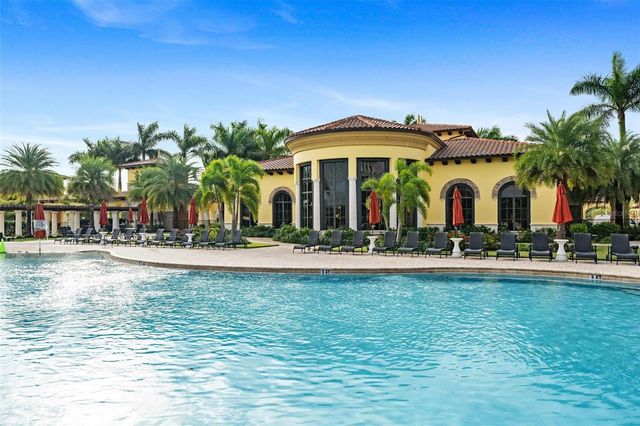 20120 RAGAZZA CIRCLE 202, Venice, FL 34293