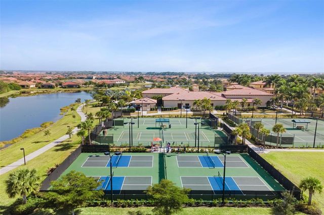 20120 RAGAZZA CIRCLE 202, Venice, FL 34293