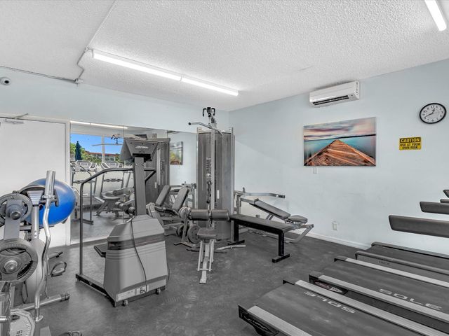 1150 Hillsboro Mile 302, Hillsboro Beach, FL 33062