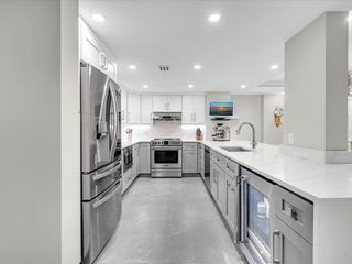 1150 Hillsboro Mile 302, Hillsboro Beach, FL 33062