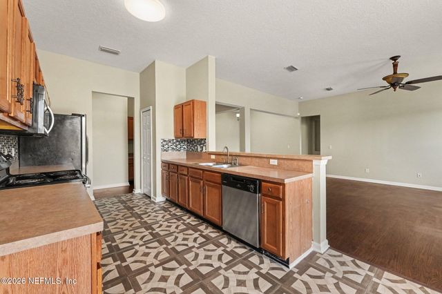 9210 HAWKS POINT Drive, Jacksonville, FL 32222