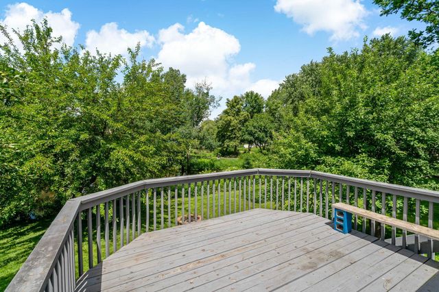 18920 27th Avenue N, Plymouth, MN 55447