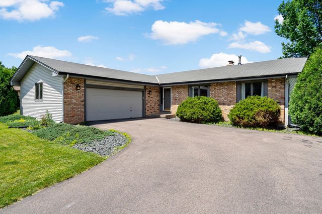 18920 27th Avenue N, Plymouth, MN 55447