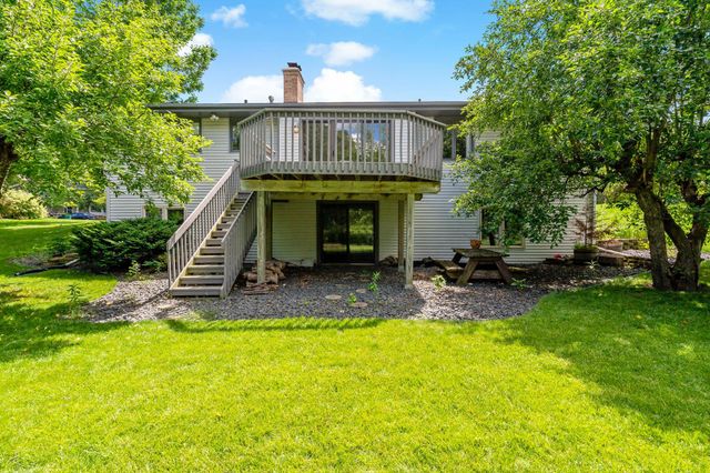 18920 27th Avenue N, Plymouth, MN 55447