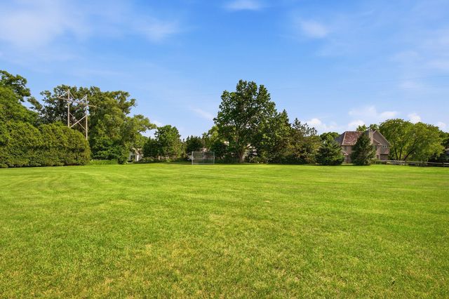 18920 27th Avenue N, Plymouth, MN 55447