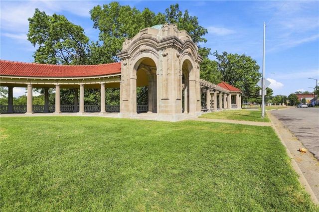 3525 Windsor Avenue, Kansas City, MO 64123