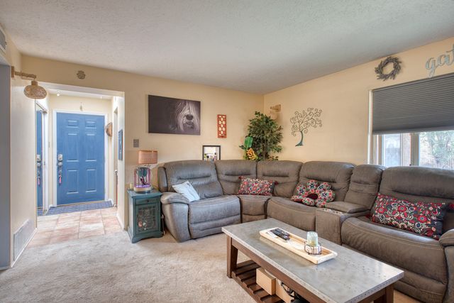 5639 Camino Canada NW, Albuquerque, NM 87114