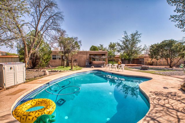 5639 Camino Canada NW, Albuquerque, NM 87114