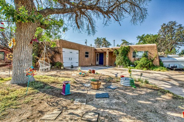 5639 Camino Canada NW, Albuquerque, NM 87114