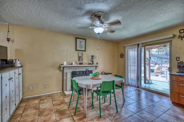 5639 Camino Canada NW, Albuquerque, NM 87114