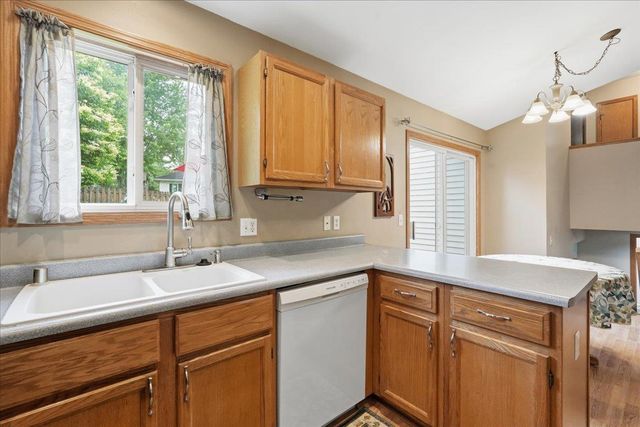 9 Ward Court, Madison, WI 53713