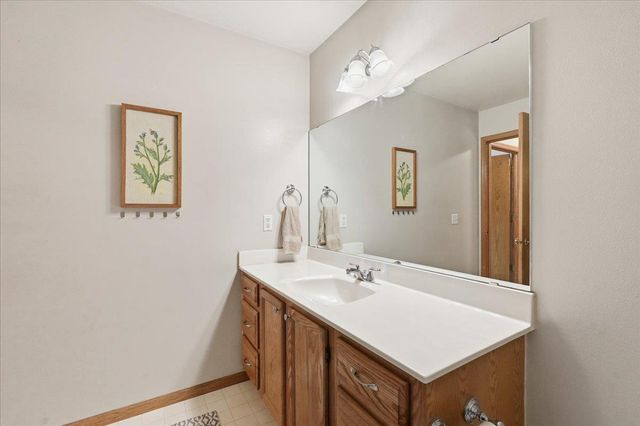9 Ward Court, Madison, WI 53713