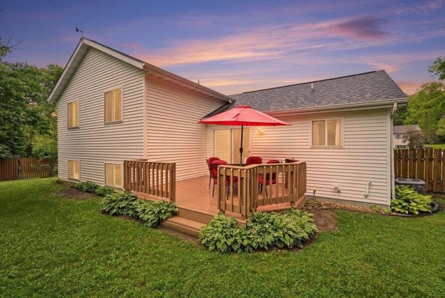 9 Ward Court, Madison, WI 53713