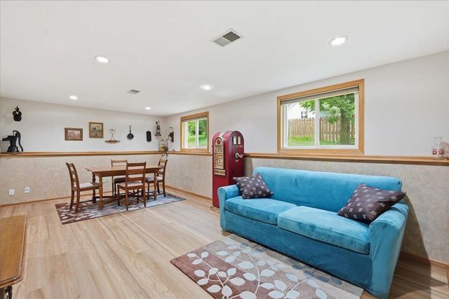 9 Ward Court, Madison, WI 53713