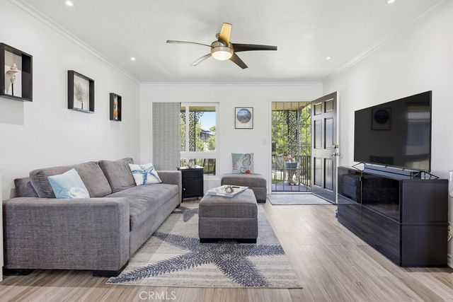 660 S Glassell 78, Orange, CA 92866