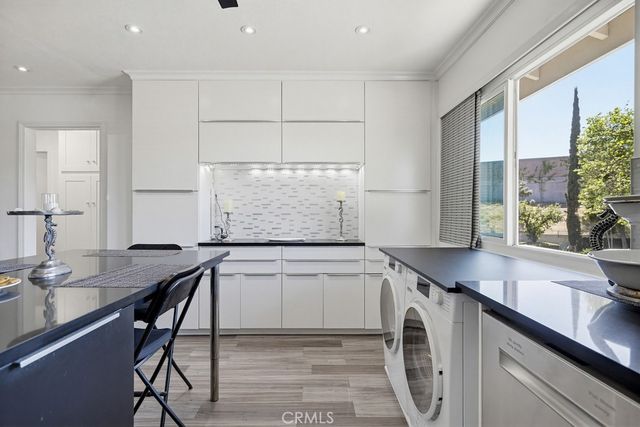 660 S Glassell 78, Orange, CA 92866