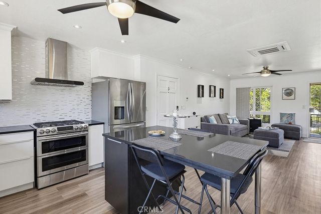 660 S Glassell 78, Orange, CA 92866