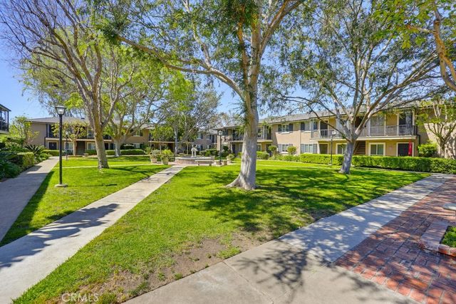 660 S Glassell 78, Orange, CA 92866