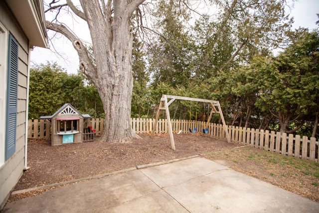 18 Morrison Avenue, Plattsburgh, NY 12901