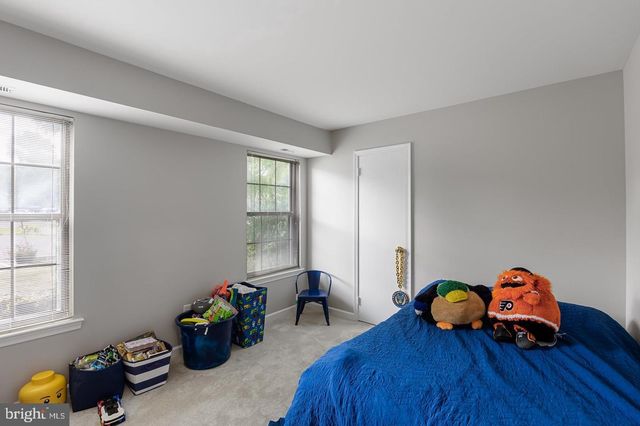 23-A W BLUEBELL LN, Mount Laurel, NJ 08054