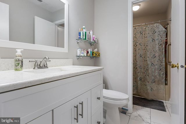 23-A W BLUEBELL LN, Mount Laurel, NJ 08054