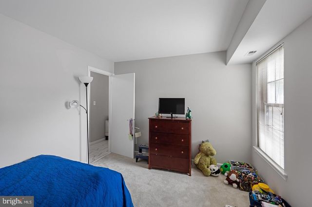 23-A W BLUEBELL LN, Mount Laurel, NJ 08054
