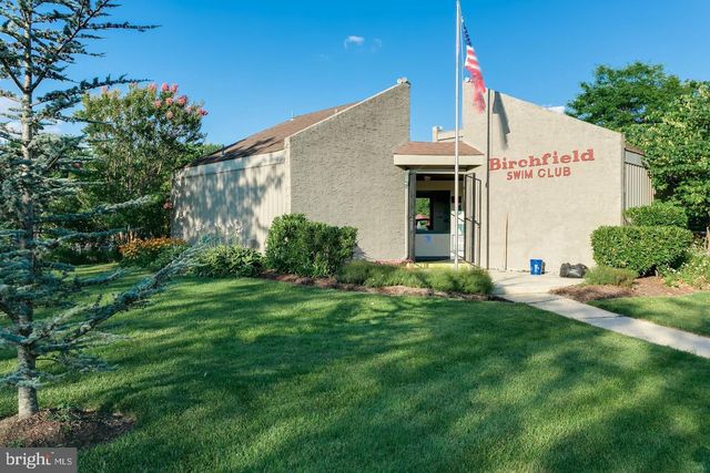 23-A W BLUEBELL LN, Mount Laurel, NJ 08054
