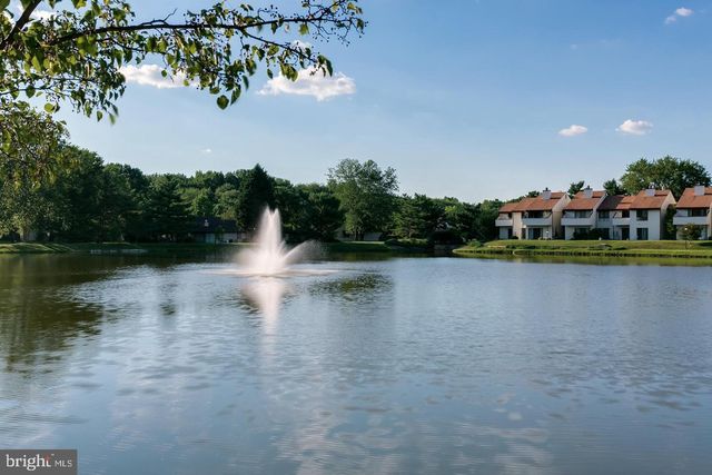 23-A W BLUEBELL LN, Mount Laurel, NJ 08054