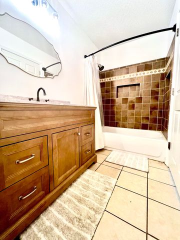 2342 Willow Bend Boulevard, Fort Walton Beach, FL 32547