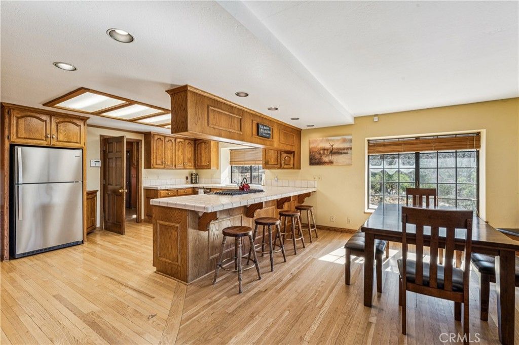 Image 12 of property listing at 28994 North Shore, Lake Arrowhead, CA 92352