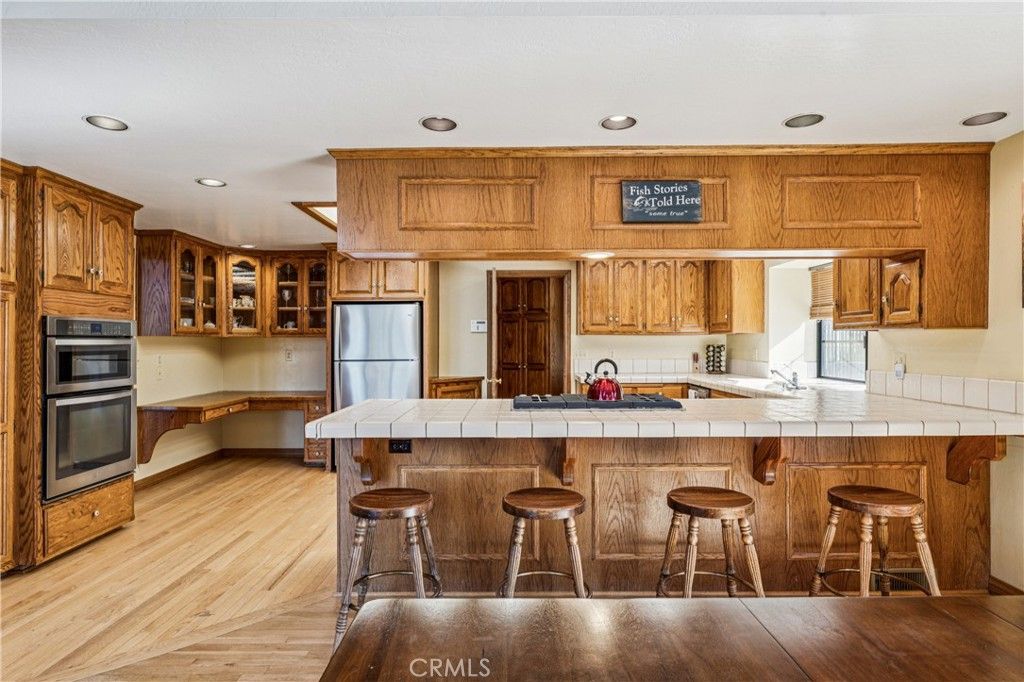 Image 19 of property listing at 28994 North Shore, Lake Arrowhead, CA 92352