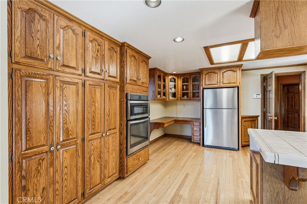 Image 20 of property listing at 28994 North Shore, Lake Arrowhead, CA 92352