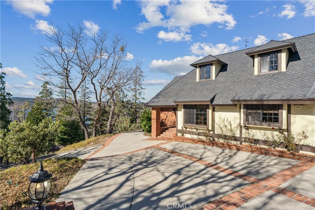 Image 66 of property listing at 28994 North Shore, Lake Arrowhead, CA 92352