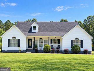 476 Clover Avenue, Comer, GA 30629